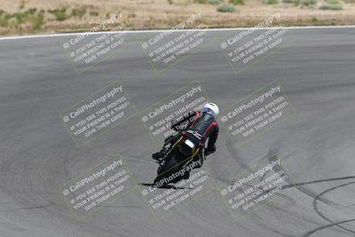 media/Apr-20-2025-AHRMA (Sun) [[393a79c373]]/Race/Group 8/Turn 4b/